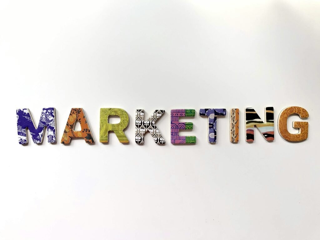 merakist-jyoSxjUE22g-unsplash showing a stylised marketing word